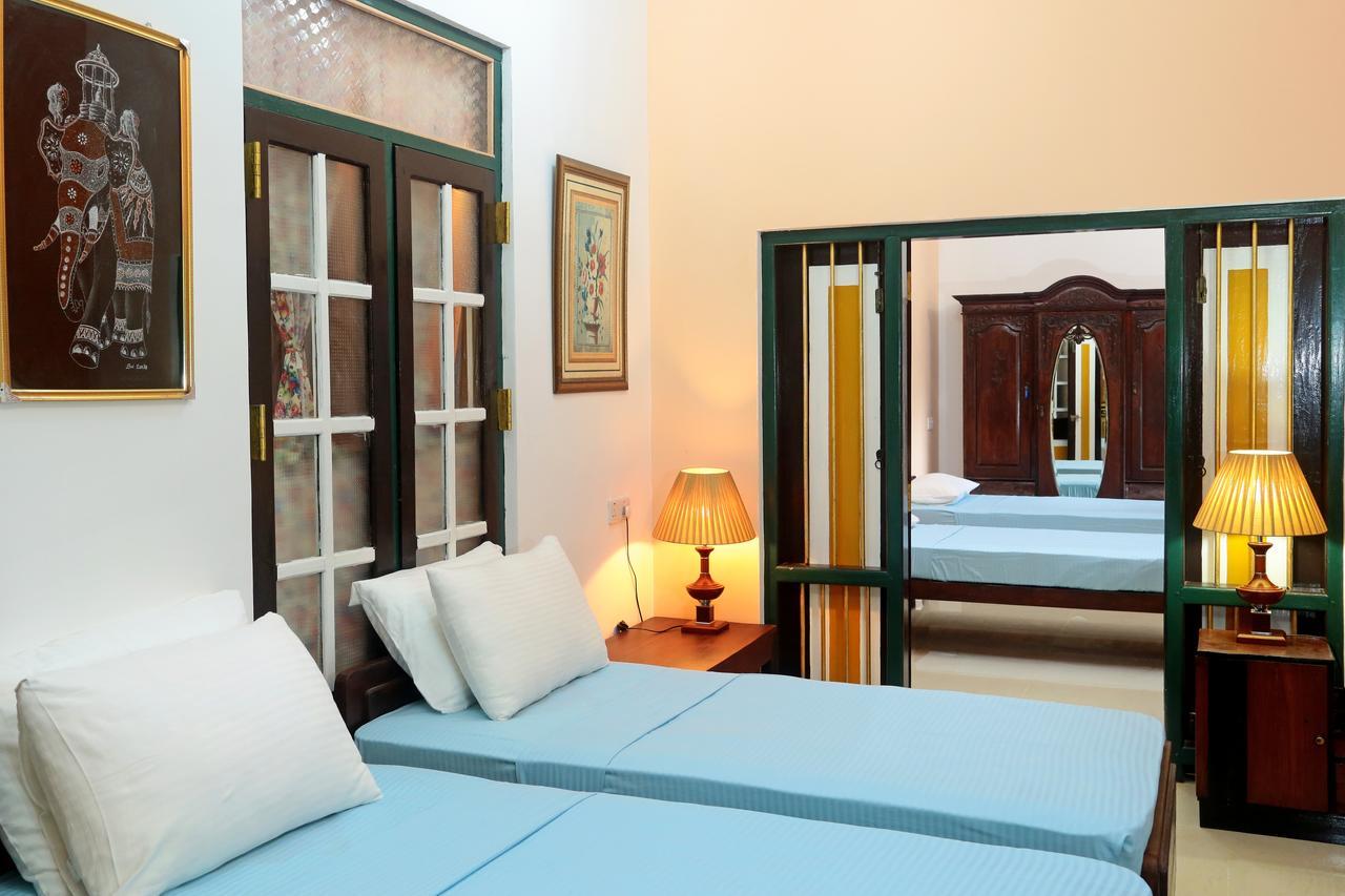 Ceylon Hotel Negombo