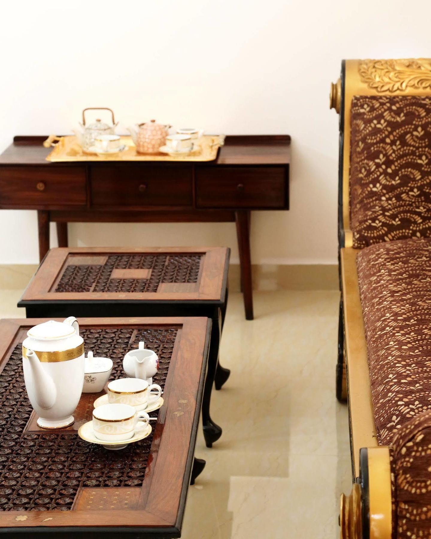 Ceylon Hotel 3*