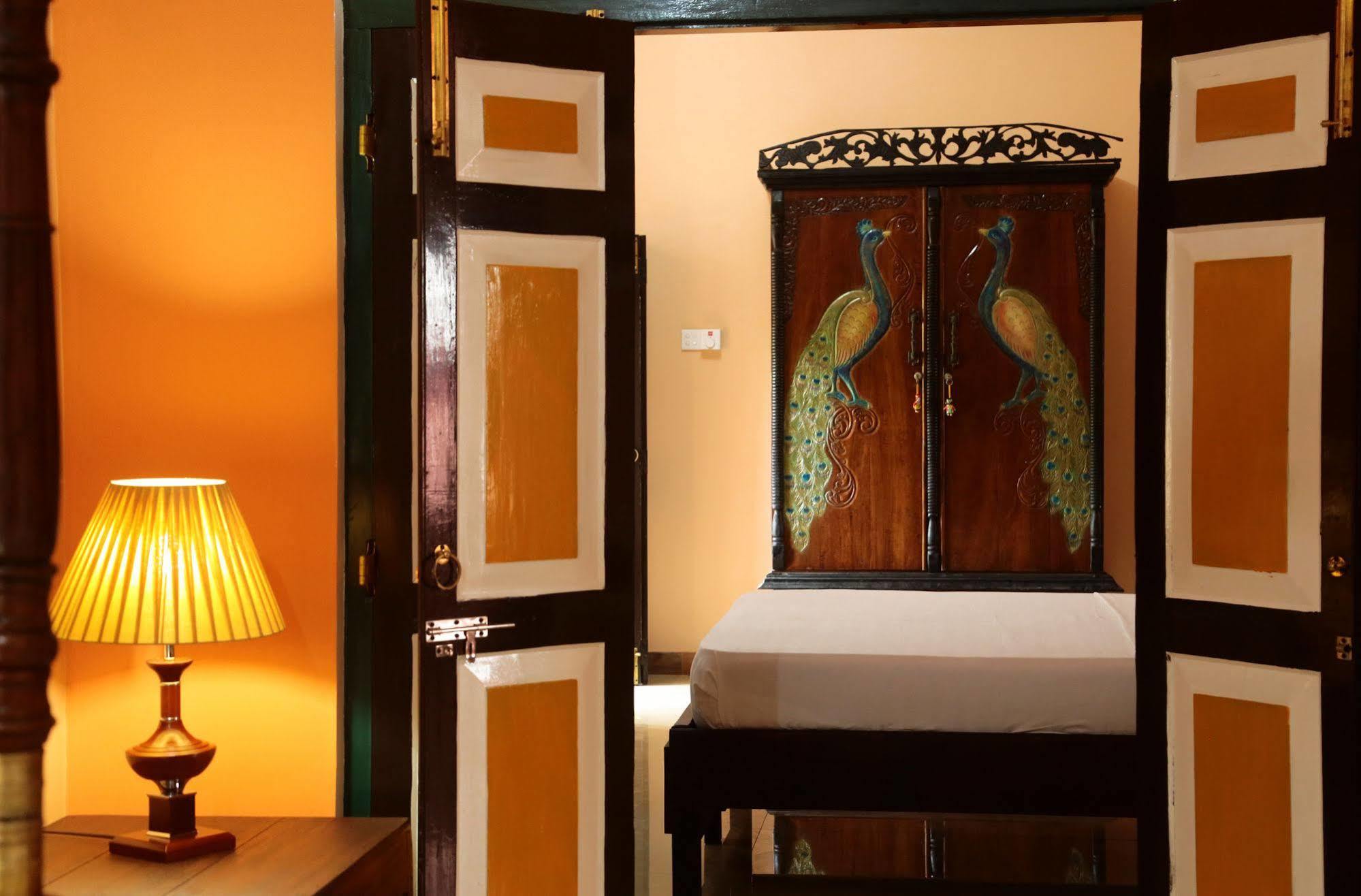 Hotel Ceylon 3*
