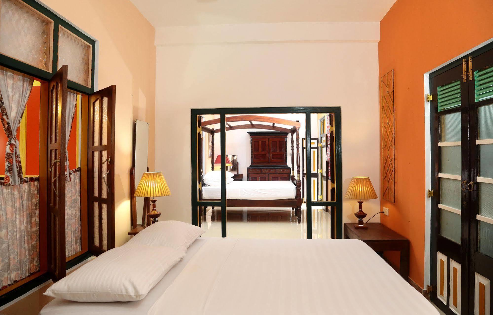 Ceylon Hotel